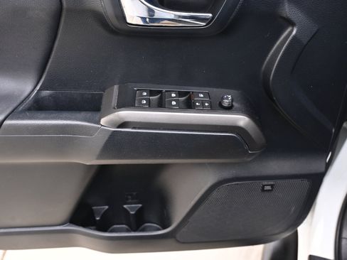 Used 2019 Toyota Tacoma TRD Pro image 45