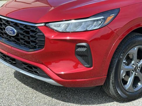 Used 2024 Ford Escape ST-Line w/ Tech Pack #1 image 7