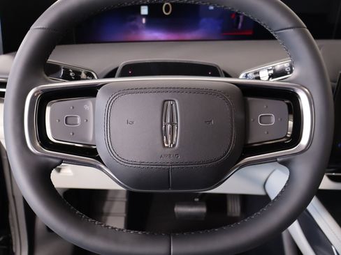 New 2026 Lincoln Nautilus Premier AWD/4WD image 3