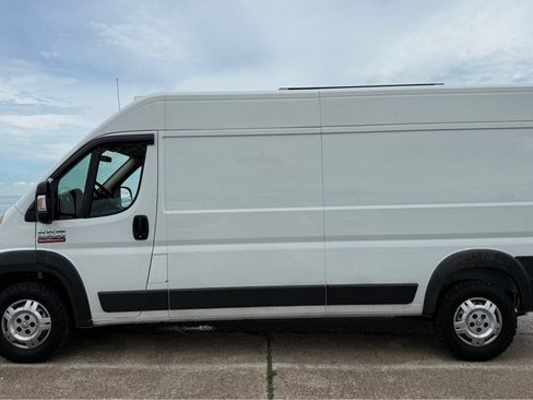 Used 2016 RAM ProMaster 2500 FWD image 8