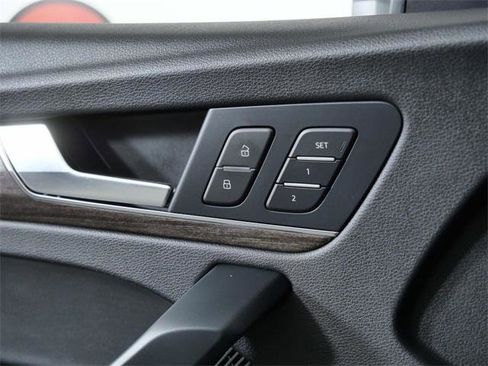 Used 2024 Audi Q5 2.0T Premium Plus w/ Premium Plus Package image 26