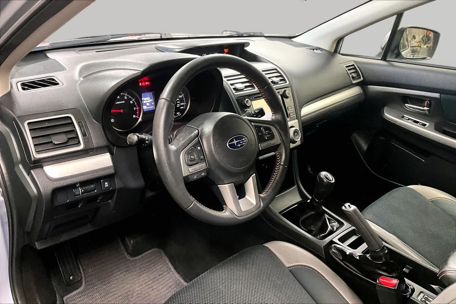 Used 2017 Subaru Crosstrek 2.0i Premium AWD/4WD image 16