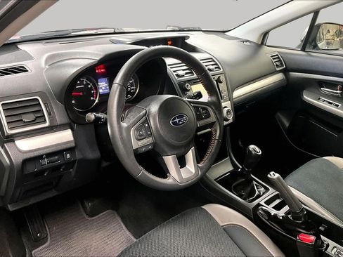 Used 2017 Subaru Crosstrek 2.0i Premium AWD/4WD image 16