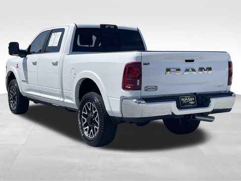 Used 2025 RAM 2500 Limited AWD/4WD image 5