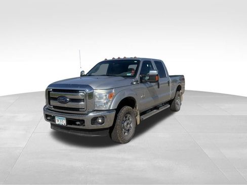 Used 2016 Ford F350 XLT w/ XLT Premium Package AWD/4WD image 3