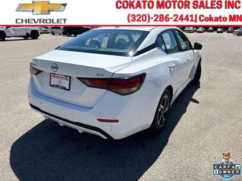 Used 2024 Nissan Sentra SV FWD image 7