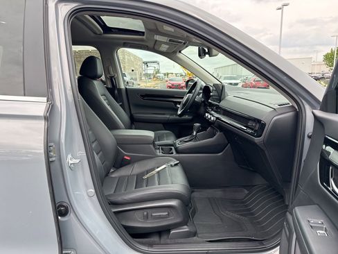 Used 2025 Honda CR-V EX-L image 41