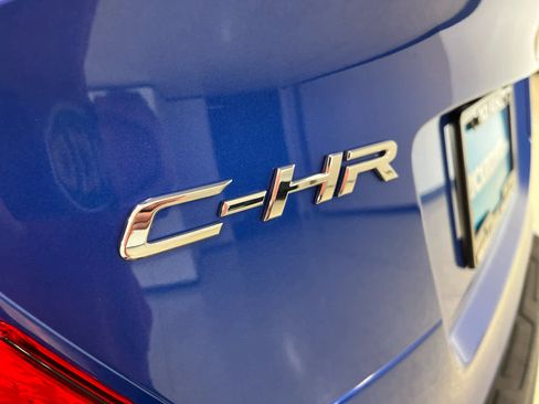 Used 2018 Toyota C-HR XLE image 10