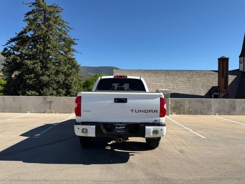 Used 2019 Toyota Tundra SR5 w/ Convenience Package AWD/4WD image 7