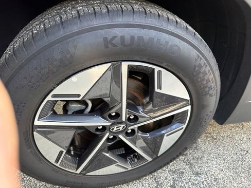 Used 2025 Hyundai Tucson SEL FWD image 14