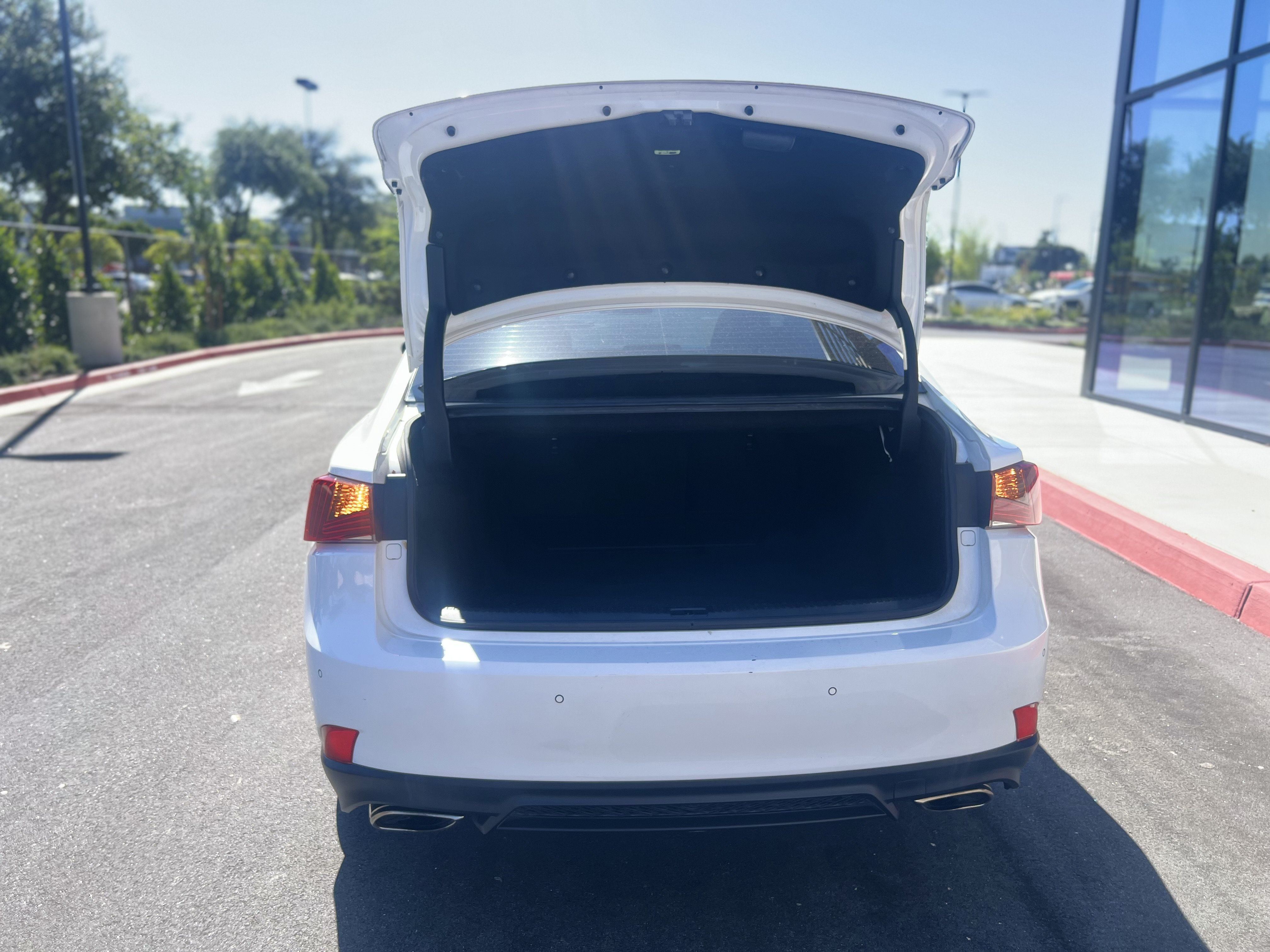 Used 2019 Lexus IS 300 F Sport w/ F Sport Package AWD/4WD image 9