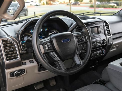 Used 2016 Ford F150 XLT w/ Trailer Tow Package image 13