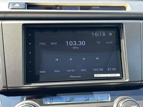 Used 2014 Toyota RAV4 Limited FWD image 21