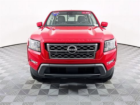 Certified 2022 Nissan Frontier SV image 2