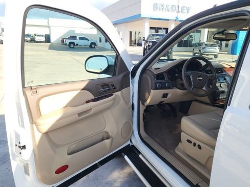 Used 2009 Chevrolet Silverado 1500 LTZ w/ Safety Package image 22