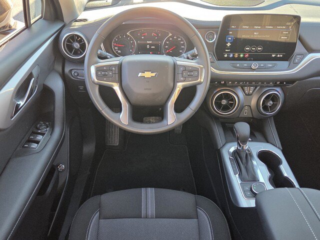 New 2026 Chevrolet Blazer LT w/ Convenience Package FWD image 12