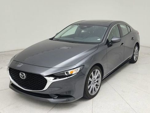 Used 2024 MAZDA MAZDA3 s FWD image 1