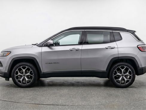 Used 2025 Jeep Compass Limited AWD/4WD image 5
