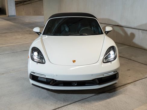 Certified 2025 Porsche 718 Boxster S RWD image 6