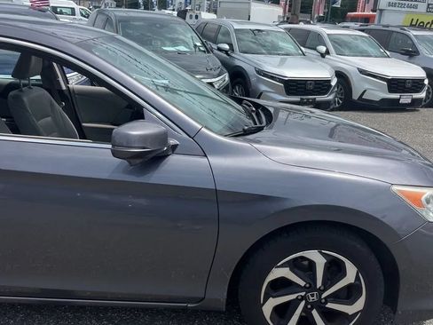 Used 2017 Honda Accord EX-L image 13