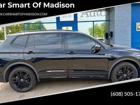 Used 2022 Volkswagen Tiguan SE R-Line AWD/4WD image 1