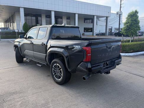 Used 2025 Toyota Tacoma TRD Sport RWD image 7