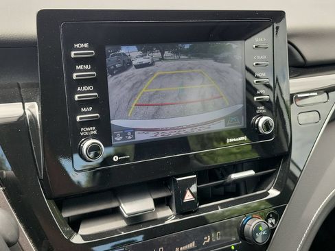 Used 2024 Toyota Camry SE w/ Convenience Package FWD image 15