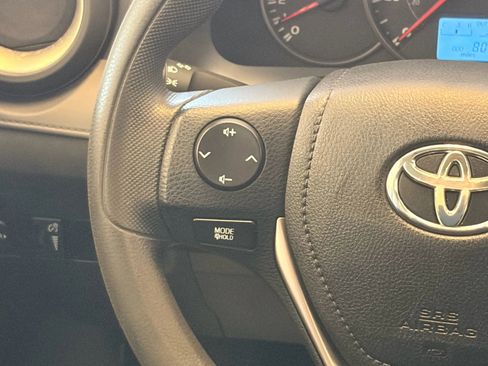 Used 2016 Toyota RAV4 LE image 26