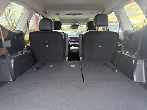 Certified 2024 Kia Telluride EX w/ EX Captain's Chair Package image 13