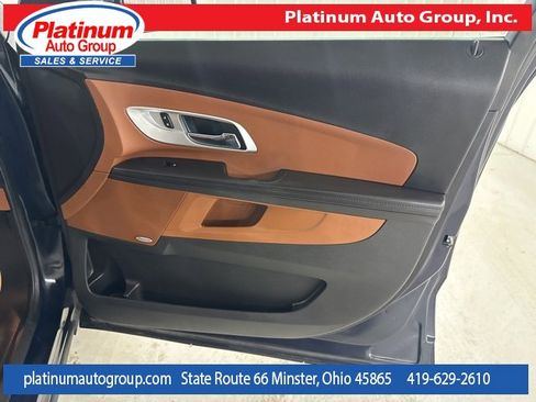 Used 2017 Chevrolet Equinox Premier w/ Enhanced Convenience Package image 39