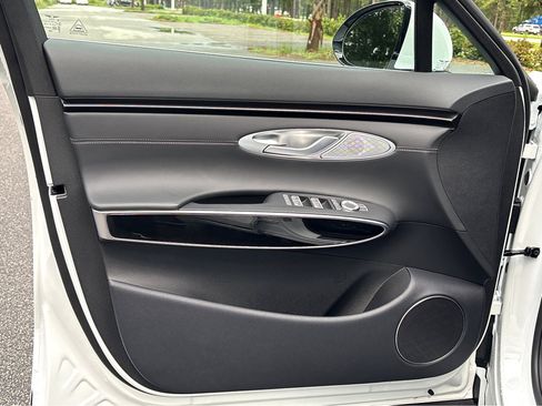 New 2026 Genesis GV70 2.5T image 24