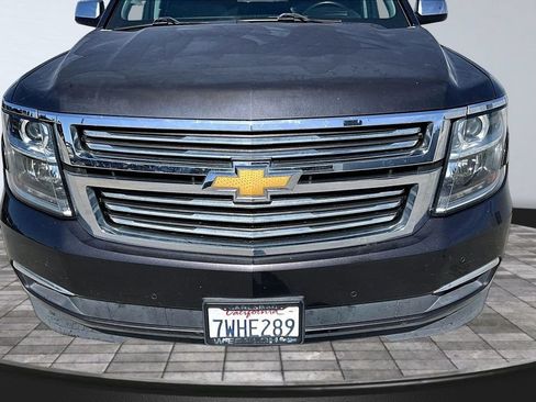 Used 2017 Chevrolet Suburban Premier AWD/4WD image 30