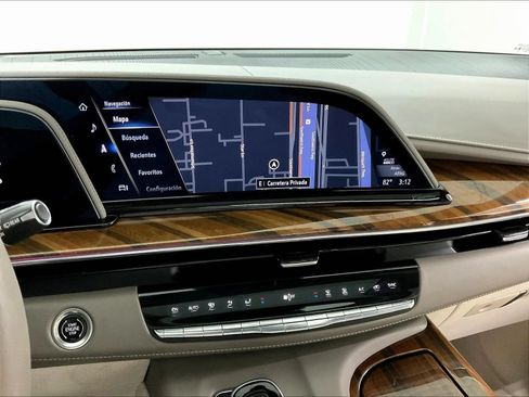 Used 2024 Cadillac Escalade Sport Platinum w/ LPO, ONYX Package AWD/4WD image 26