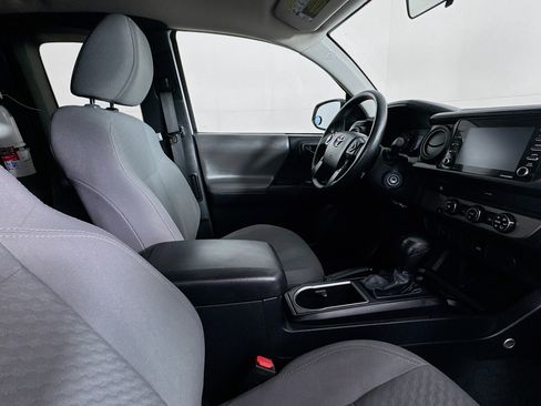 Used 2020 Toyota Tacoma SR image 25