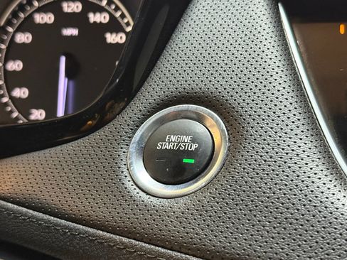 Certified 2023 Cadillac XT6 Luxury image 36