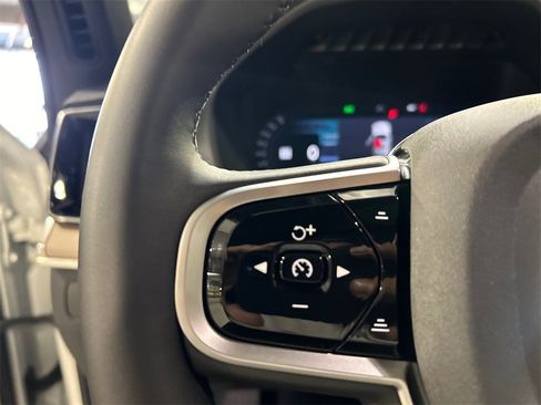 Used 2026 Volvo XC90 B6 Core w/ Protection Package image 13