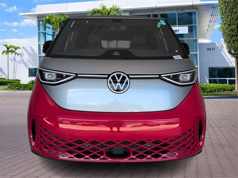 New 2025 Volkswagen ID. Buzz Pro S Plus image 3