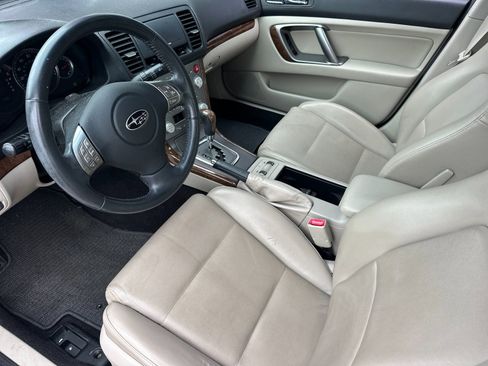 Used 2009 Subaru Legacy 2.5i Limited AWD/4WD image 9