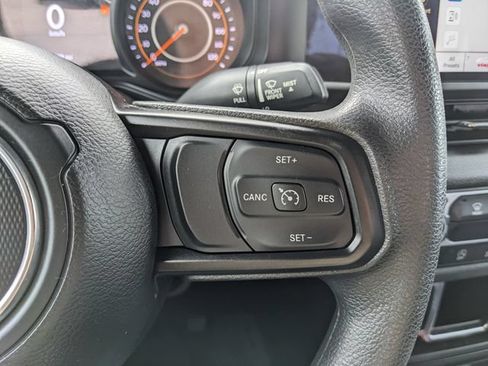 Used 2024 Jeep Wrangler Sport AWD/4WD image 33