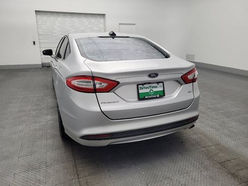 Used 2016 Ford Fusion SE image 6
