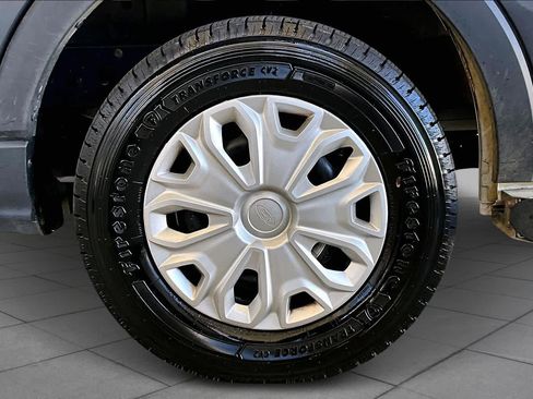 Used 2024 Ford Transit 250 Low Roof w/ Exterior Upgrade Package image 9