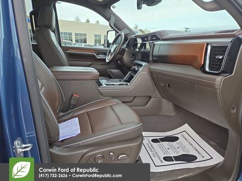 Used 2024 GMC Sierra 2500 Denali w/ Denali Reserve Package AWD/4WD image 40