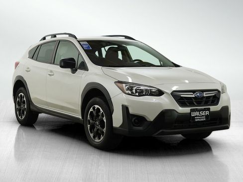 Used 2022 Subaru Crosstrek 2.0i image 7
