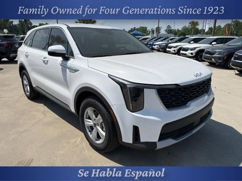 New 2026 Kia Sorento LX FWD image 1