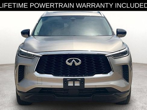 Certified 2025 INFINITI QX60 Luxe w/ Vision Package FWD image 4