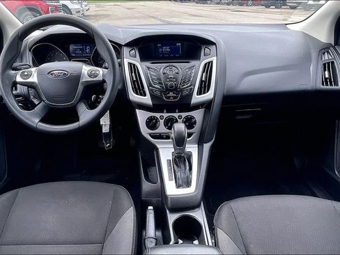 Used 2014 Ford Focus SE FWD image 7