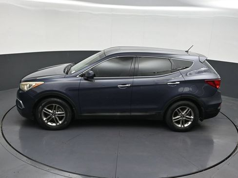 Used 2018 Hyundai Santa Fe Sport FWD image 16
