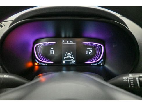 Used 2025 Kia Soul LX image 12