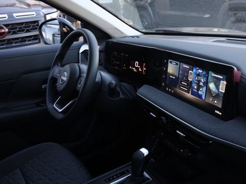 New 2026 Nissan Kicks SV image 20