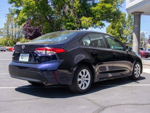 Used 2023 Toyota Corolla LE image 7